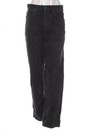 Damen Jeans Bershka, Größe S, Farbe Schwarz, Preis 20,49 €