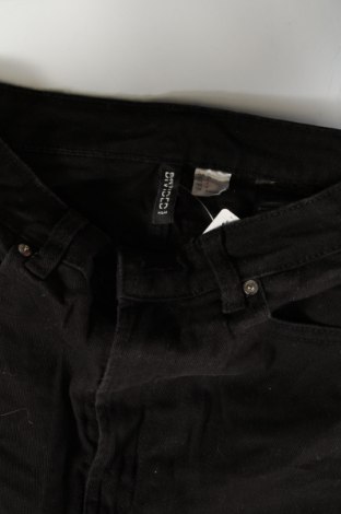 Damskie jeansy H&M Divided, Rozmiar XXS, Kolor Czarny, Cena 41,99 zł