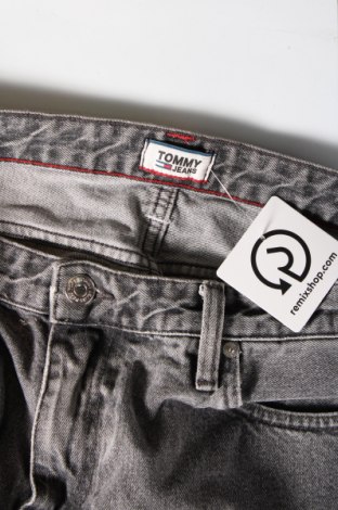 Dámské džíny  Tommy Jeans, Velikost M, Barva Šedá, Cena  949,00 Kč