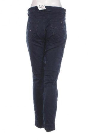 Damen Jeans Toni, Größe M, Farbe Blau, Preis € 6,99