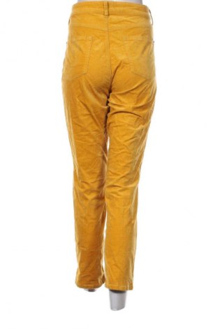 Pantaloni de velvet de femei Cambio, Mărime L, Culoare Galben, Preț 85,99 Lei