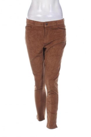 Damen Cordhose Kiabi, Größe M, Farbe Braun, Preis 20,49 €