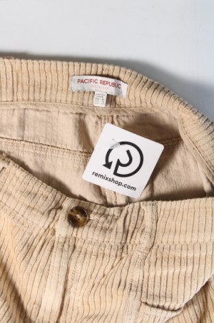 Dámské manšestráky  Pull&Bear, Velikost M, Barva Béžová, Cena  149,00 Kč