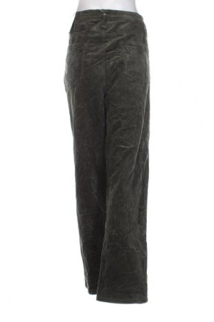 Damen Cordhose Sonoma, Größe XXL, Farbe Grün, Preis 14,99 €