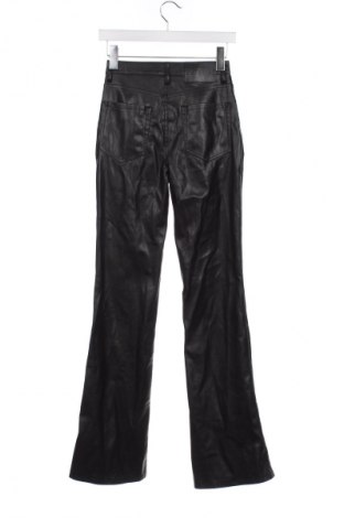 Pantaloni de femei Bershka, Mărime XS, Culoare Negru, Preț 48,99 Lei