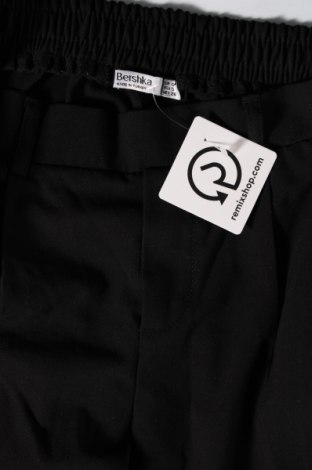 Pantaloni de femei Bershka, Mărime S, Culoare Negru, Preț 73,98 Lei