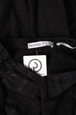 Дамски панталон Bershka, Размер L, Цвят Черен, Цена 14,99 лв.