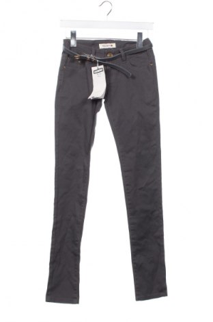 Pantaloni de femei Denim Division, Mărime S, Culoare Gri, Preț 97,25 Lei