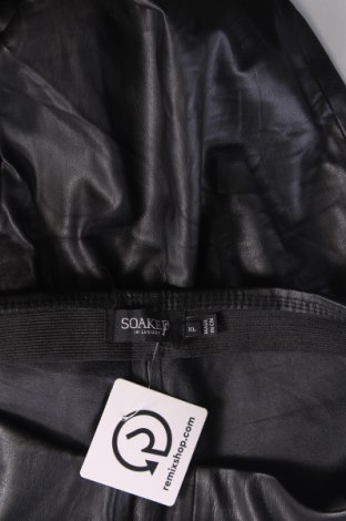 Pantaloni de femei Soaked In Luxury, Mărime XL, Culoare Negru, Preț 203,99 Lei