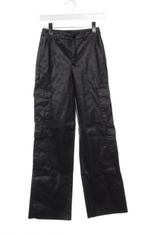 Pantaloni de femei Stradivarius, Mărime XS, Culoare Negru, Preț 73,98 Lei