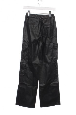 Pantaloni de femei Stradivarius, Mărime XS, Culoare Negru, Preț 73,98 Lei