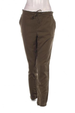 Damenhose Stradivarius, Größe M, Farbe Grün, Preis € 10,99