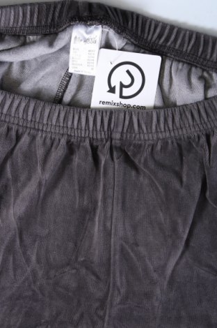 Damen Sporthose, Größe M, Farbe Grau, Preis € 20,49