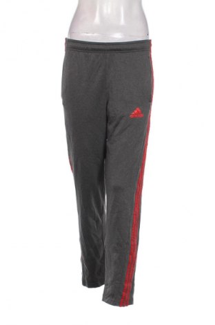 Damen Sporthose Adidas, Größe S, Farbe Mehrfarbig, Preis € 28,99