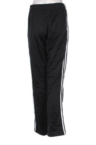 Pantaloni trening de femei Adidas, Mărime M, Culoare Multicolor, Preț 121,99 Lei