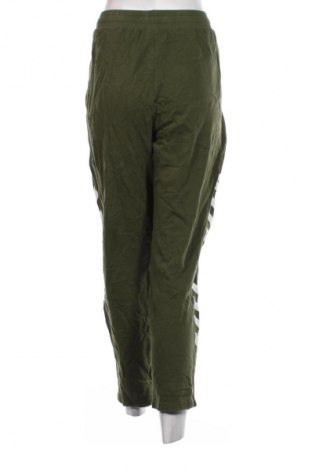 Pantaloni trening de femei Hummel, Mărime XL, Culoare Verde, Preț 111,99 Lei