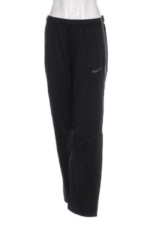 Dámske tepláky Nike, Veľkosť M, Farba Čierna, Cena  23,45 €