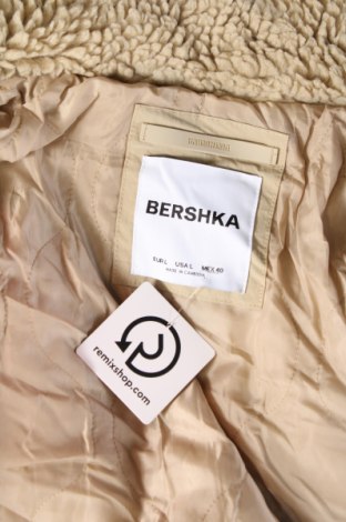 Damenjacke Bershka, Größe L, Farbe Beige, Preis € 40,99