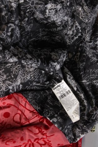 Dámská bunda  Desigual, Velikost XL, Barva Červená, Cena  1 849,00 Kč