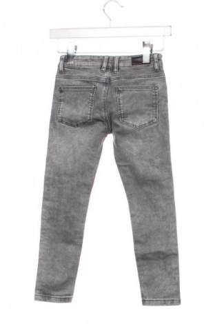 Kinderjeans C&A, Größe 5-6y/ 116-122 cm, Farbe Grau, Preis € 7,99