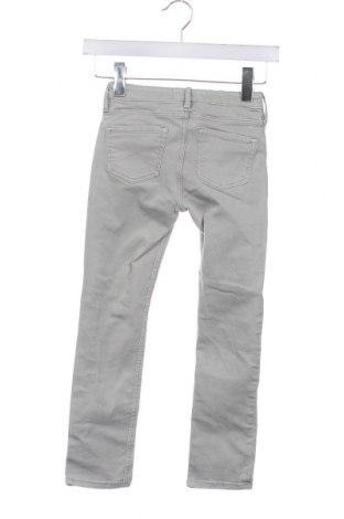 Kinderjeans H&M, Größe 7-8y/ 128-134 cm, Farbe Grün, Preis € 9,99