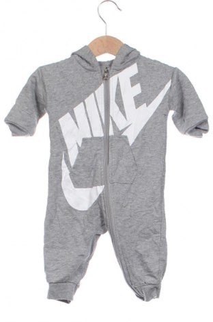 Kinder Overall Nike, Größe 3-6m/ 62-68 cm, Farbe Grau, Preis € 18,49