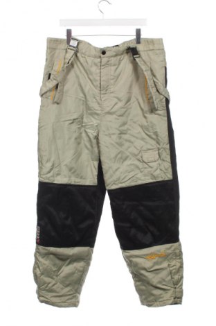 Kinderoverall für Wintersport, Größe 15-18y/ 170-176 cm, Farbe Grün, Preis € 13,99