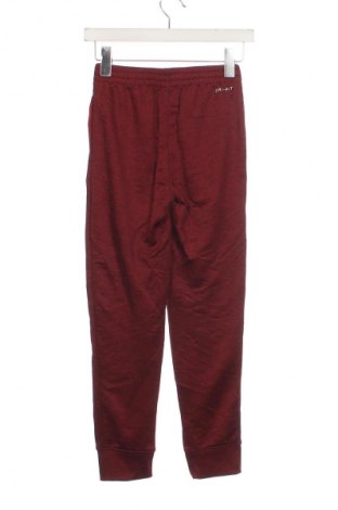 Kinder Sporthose JORDAN, Größe 8-9y/ 134-140 cm, Farbe Rot, Preis € 15,99