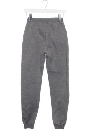 Kinder Sporthose LC Waikiki, Größe 10-11y/ 146-152 cm, Farbe Grau, Preis € 15,99