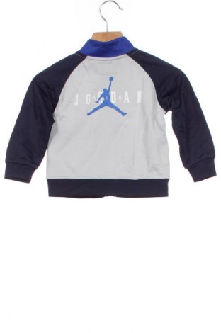 Детско спортно горнище Air Jordan Nike, Размер 12-18m/ 80-86 см, Цвят Многоцветен, Цена 25,49 лв.