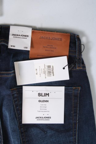 Blugi de bărbați Jack & Jones, Mărime XS, Culoare Albastru, Preț 293,37 Lei