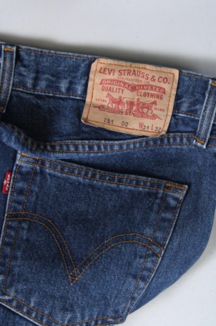 Pánske džínsy  Levi's, Veľkosť M, Farba Modrá, Cena  40,95 €