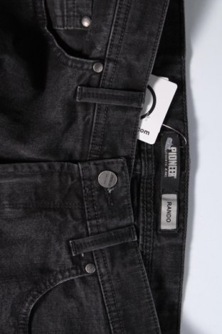 Herren Jeans Pioneer, Größe L, Farbe Schwarz, Preis 33,99 €