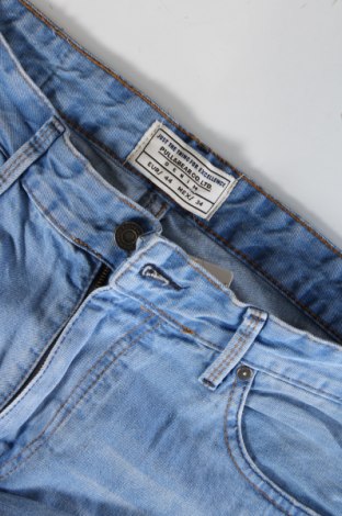 Blugi de bărbați Pull&Bear, Mărime M, Culoare Albastru, Preț 64,99 Lei