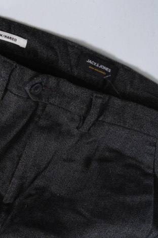 Pantaloni de bărbați Jack & Jones, Mărime M, Culoare Gri, Preț 57,99 Lei