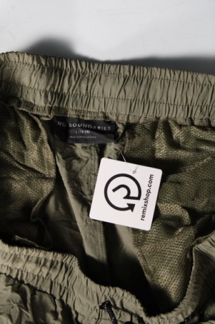 Herrenhose No Boundaries, Größe L, Farbe Grün, Preis € 15,49