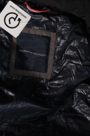 Мъжко яке Tommy Hilfiger, Размер S, Цвят Черен, Цена 205,49 лв.