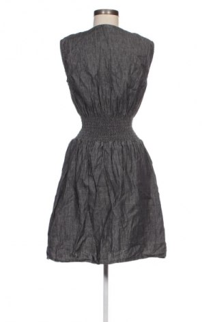 Kleid, Größe L, Farbe Grau, Preis 14,83 €