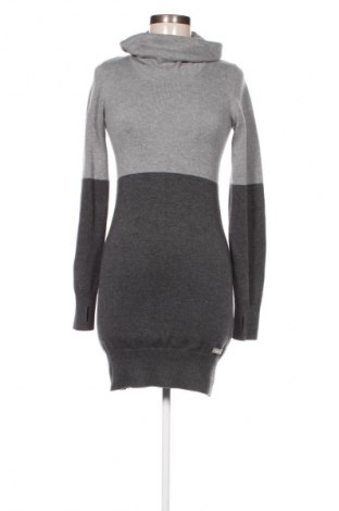 Kleid Bench, Größe S, Farbe Grau, Preis 25,00 €