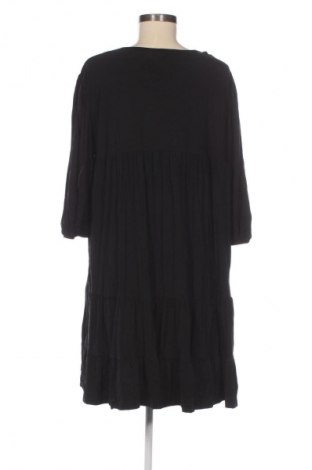 Rochie Bershka, Mărime L, Culoare Negru, Preț 95,99 Lei