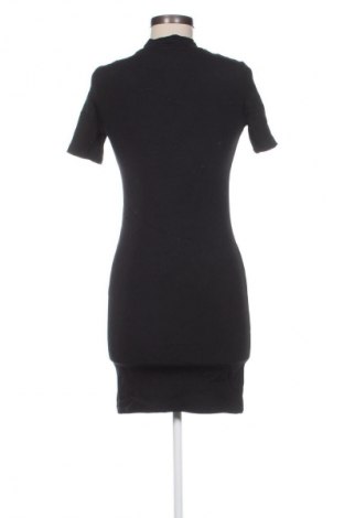 Rochie Bershka, Mărime L, Culoare Negru, Preț 41,99 Lei