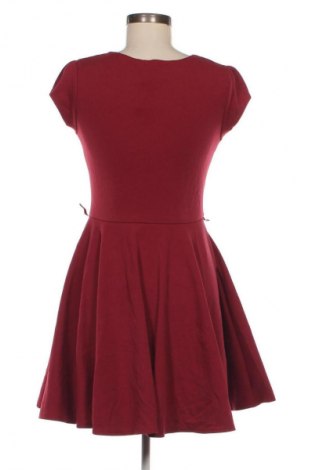 Kleid Boohoo, Größe M, Farbe Rot, Preis € 12,49