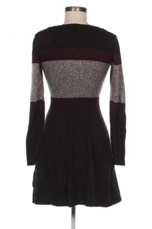 Kleid By & By, Größe M, Farbe Schwarz, Preis 20,49 €