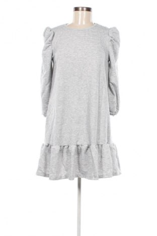 Kleid Emery rose, Größe M, Farbe Grau, Preis € 8,49