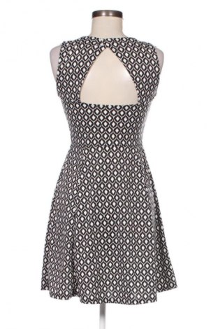 Rochie H&M, Mărime S, Culoare Multicolor, Preț 74,81 Lei