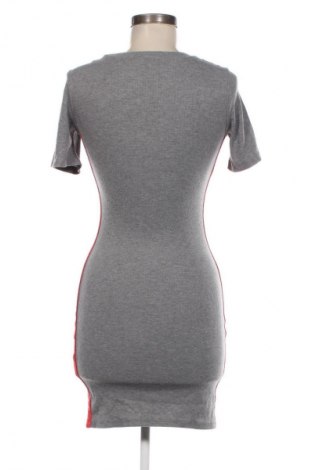 Kleid H&M, Größe S, Farbe Grau, Preis 20,49 €