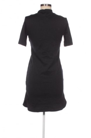 Rochie H&M, Mărime L, Culoare Negru, Preț 95,99 Lei