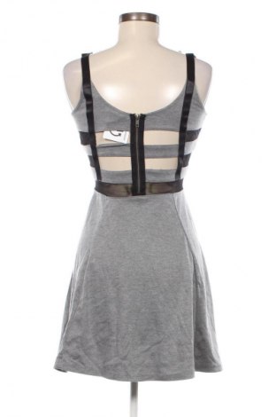Kleid H&M Divided, Größe S, Farbe Grau, Preis 20,99 €