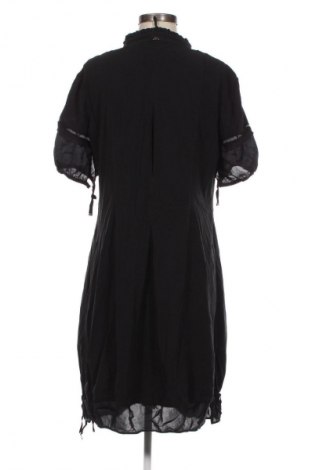 Kleid High, Größe L, Farbe Schwarz, Preis 142,99 €