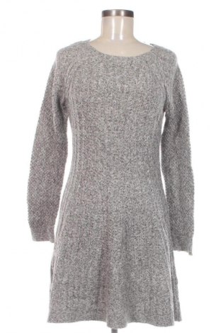 Kleid Hollister, Größe M, Farbe Grau, Preis 5,99 €